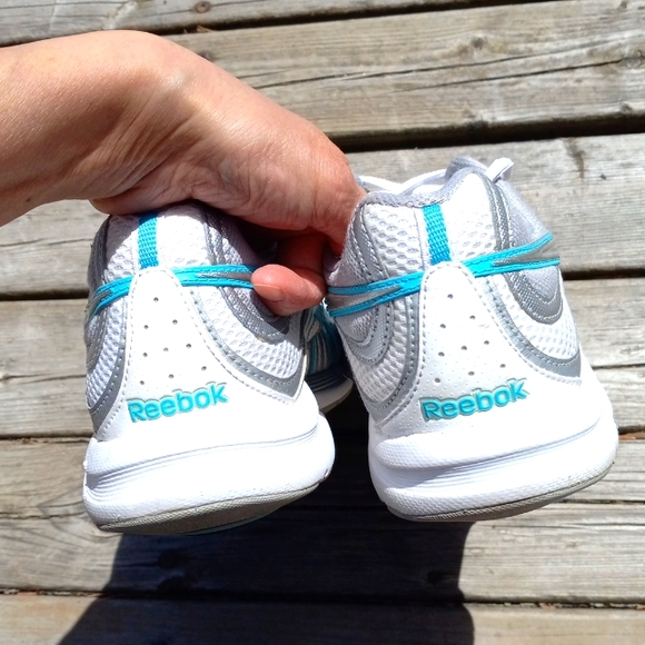 Size 8.5 Reebok TrainTone Excel. Cond. Quality Shoe Arch-Insert Moving-Air Sole - Picture 5 of 13